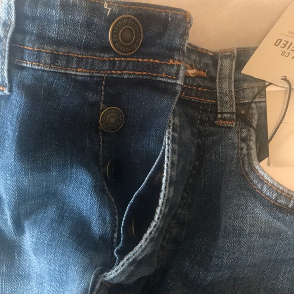 Jeans - Picture 4 of 4